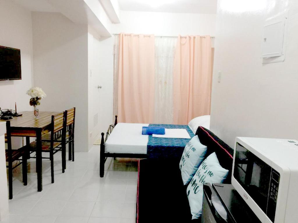 Cityland Tagaytay Taal Lake View City View Free Pool Parking Studios With Balcony Are City View Tagaytay City Екстер'єр фото